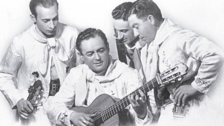 La guitarra y el vino mendocino, protagonistas esenciales en el tributo al gran maestro cuyano. Foto: Archivo MDZ
