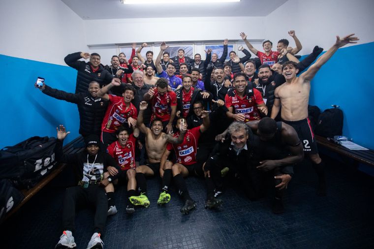 Caracas se burló de Racing con un durísimo posteo en sus redes.