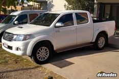 el usado del dia: toyota hilux 4x4 modelo 2013