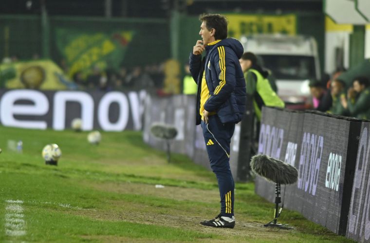 Claudio Úbeda dirigió a Boca ante la ausencia de Russo.