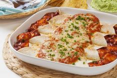 Admira estas deliciosas enchiladas. Las preprarás tan fácil y rápidamente, que se convertirán en tu platillo favorito ¡su sabor es cautivante! Foto: Shutterstock