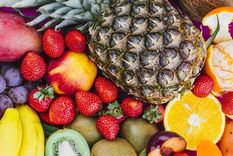 Existe una fruta que ayuda a controlar los niveles de colesterol y triglicéridos del organismo. Foto: Shutterstock
