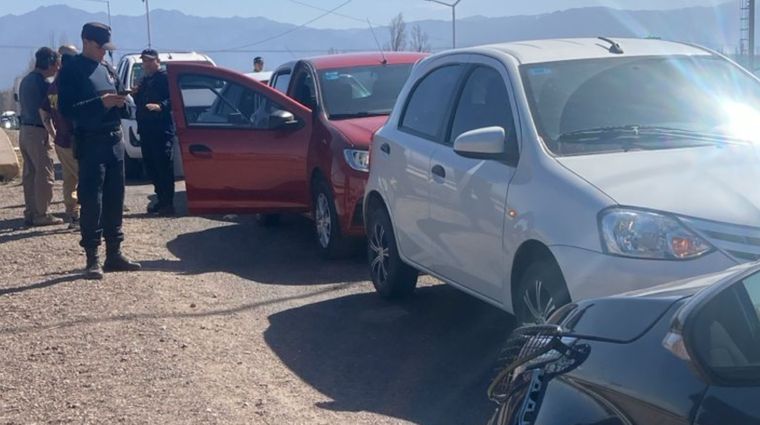 La escena del choque en cadena sobre el puente de Acceso Sur y Araoz. 