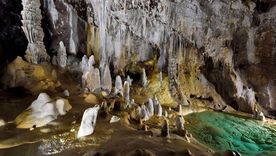 La cueva de Lechuguilla es una de las cuevas de piedra caliza más largas y profundas del mundo.