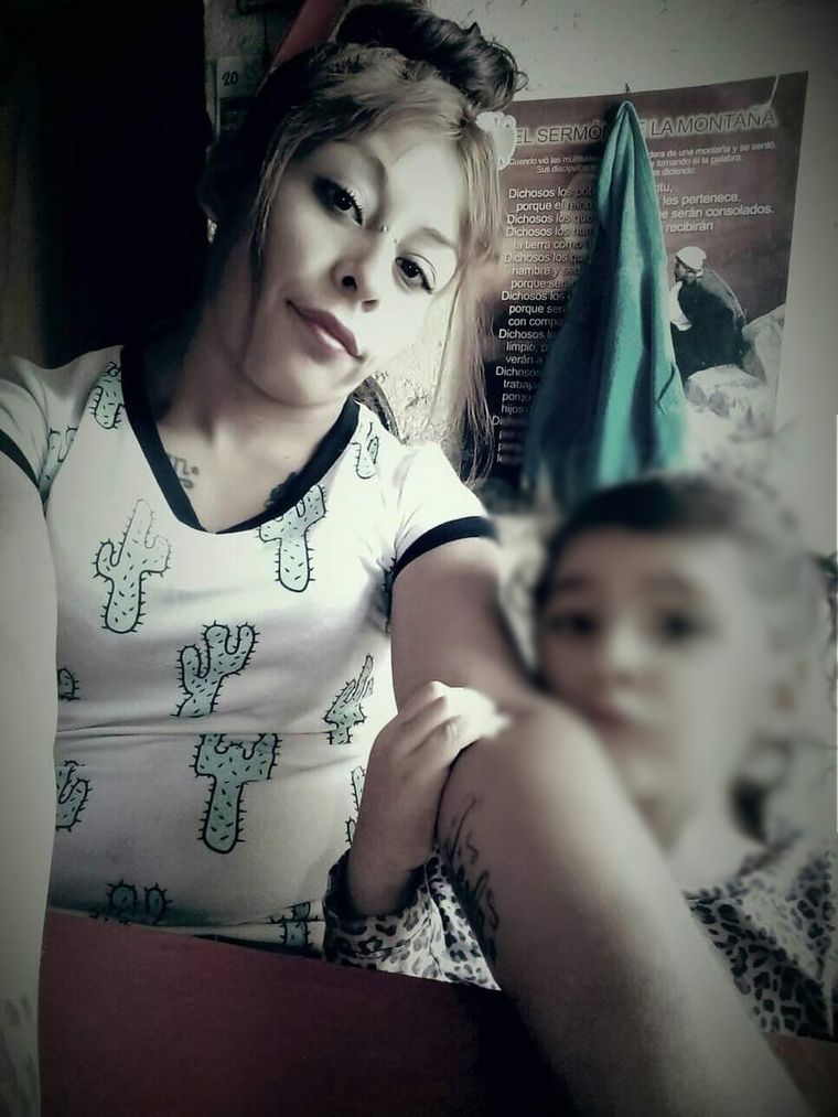 ¿Qué más? ¿Qué más tiene que pasarme?, dice Dana, que en poco tiempo perdió a su hija y su casa.