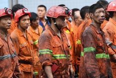 en china rescataron a once mineros atrapados desde hace semanas