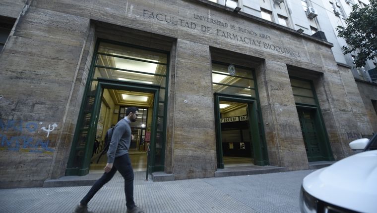 Universidad de Buenos Aires UBA Facultad de Medicina Recibirse Recibido (35).JPG