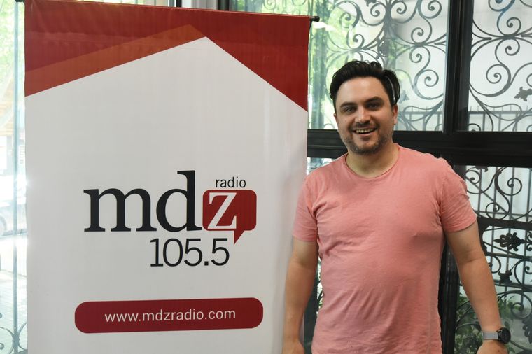 Ramiro Marra, en campaña, vuelve a Mendoza. Foto: Rodrigo DAngelo / MDZ