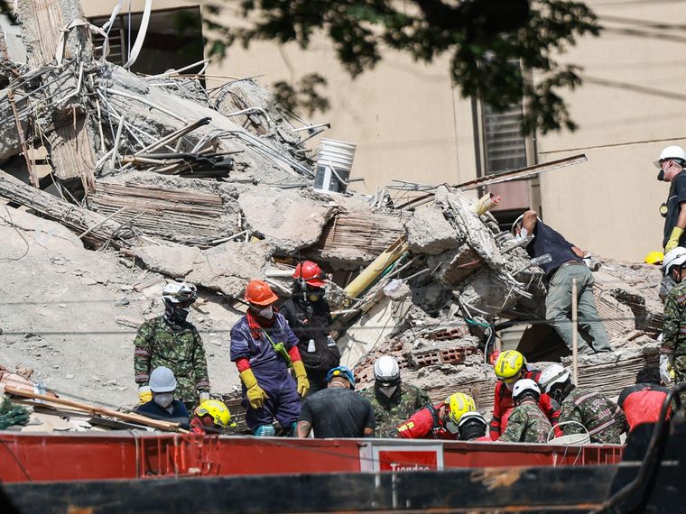 Con el hallazgo de Isabellla Saavedra, la cifra de muertos en Cali por el terremoto alcanzó 104.