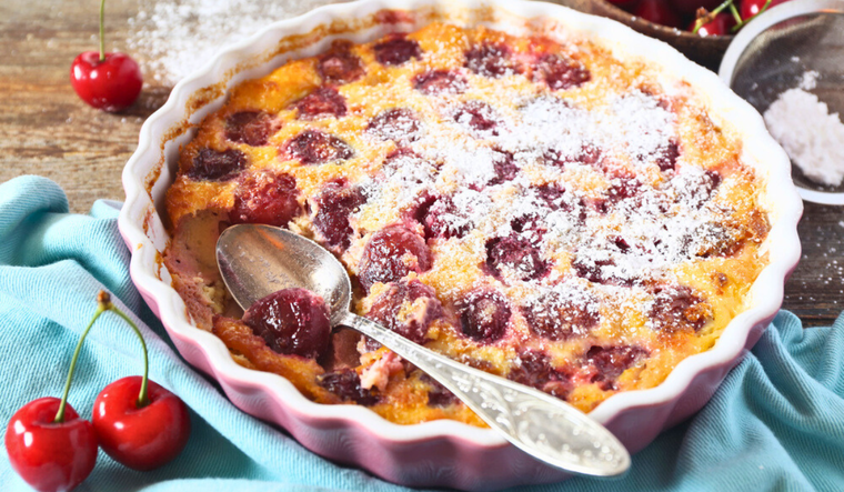 Descubre el mejor clafoutis de cerezas: receta casera y sabrosa Foto: Shutterstock