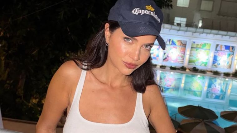 Super hot, Zaira Nara posó en Brasil. / @zaira.nara