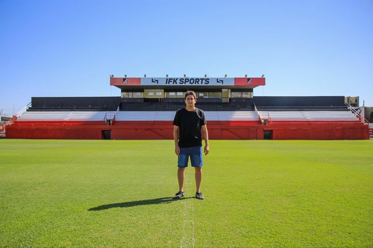 El último logro de la gestión Sperdutti fue la inauguración de las nuevas tribunas del estadio de calle Vergara. El último logro de la gestión Sperdutti fue la inauguración de las nuevas tribunas del estadio de calle Vergara.