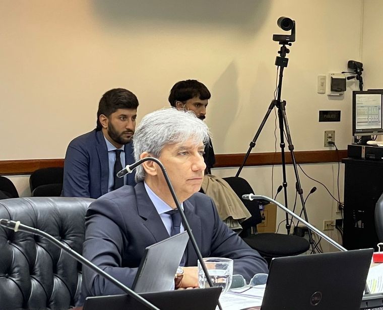 Hoy rindieron 52 aspirantes a ocupar el cargo que dejó Walter Bento. Foto: MDZ