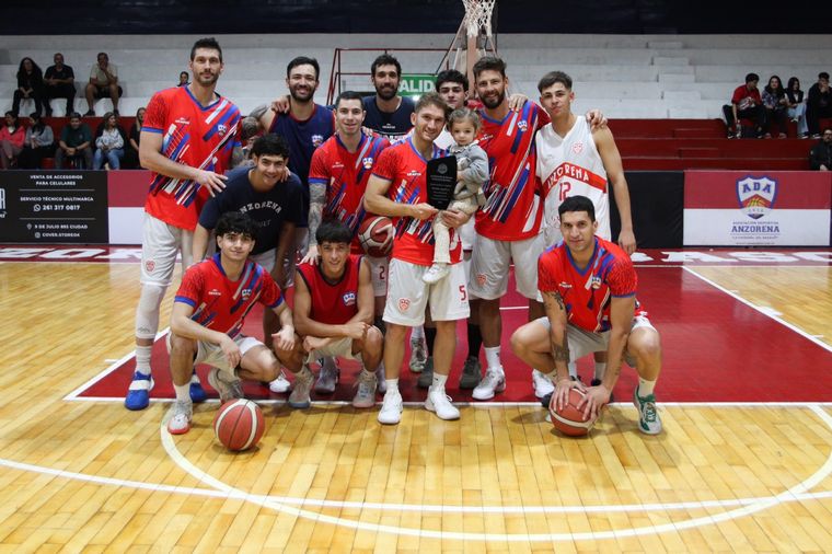 Anzorena, campeón del Vendimia y candidato en Superliga. Foto: FBM