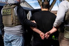 Agentes federales lanzaron operaciones de detención de indocumentados en Chicago el fin de semana. Foto: Getty Images