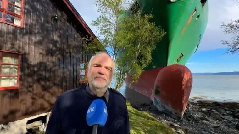 Johan Helberg dijo a los medios que no sintió el buque encallar y fue alertado por su vecino. Foto: Norsk Rikskringkasting AS