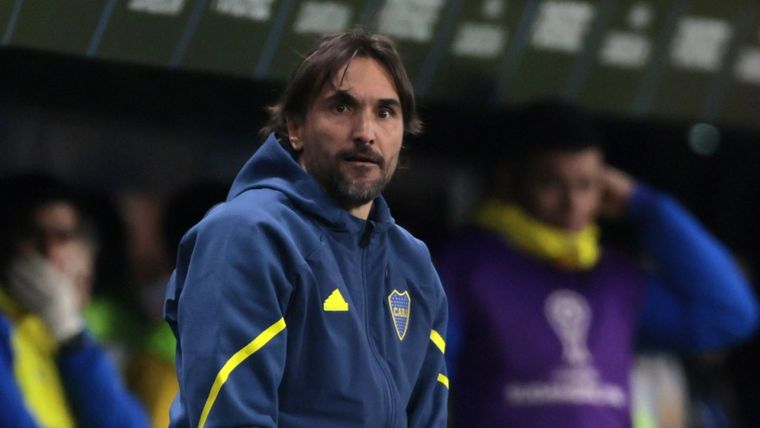 Diego Martínez, preocupado por la posible venta de Medina. Foto: FotoBaires