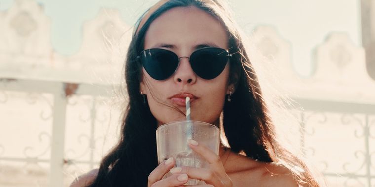 Cuida tu intestino y tu salud digestiva con estas bebidas. Foto: Archivo