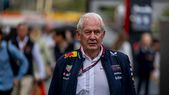 Helmut Marko dejó su cargo en Red Bull tras dos décadas como figura clave del equipo. Helmut Marko dejó su cargo en Red Bull tras dos décadas como figura clave del equipo.