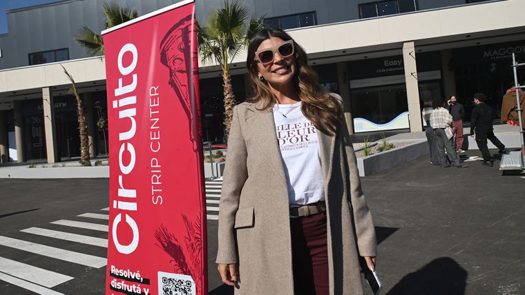 Ornella Ferrara fue la locutora del evento. Ornella Ferrara fue la locutora del evento.