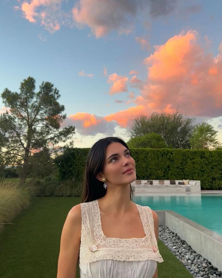 Llega la primavera, llegan los vestidos lenceros: así lo confirma Kendall Jenner Foto: Instagram