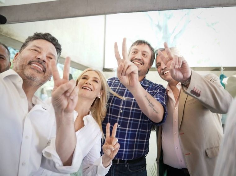 Máximo Kirchner asumió al frente del PJ con la presencia de Alberto Fernández.