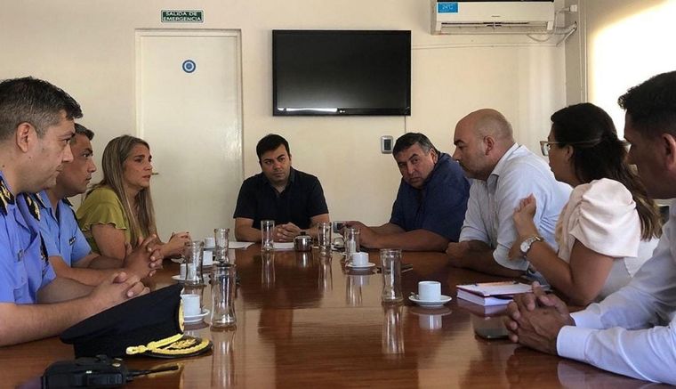 Funcionarios municipales reunidos por la inseguridad Foto: Municipio de Las Heras