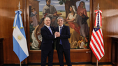 Luis Caputo y Peter Lamelas mantuvieron un encuentro bilateraL en Buenos Aires. Luis Caputo y Peter Lamelas mantuvieron un encuentro bilateraL en Buenos Aires.