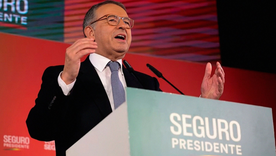 El socialismo se impuso en Portugal. El socialismo se impuso en Portugal.