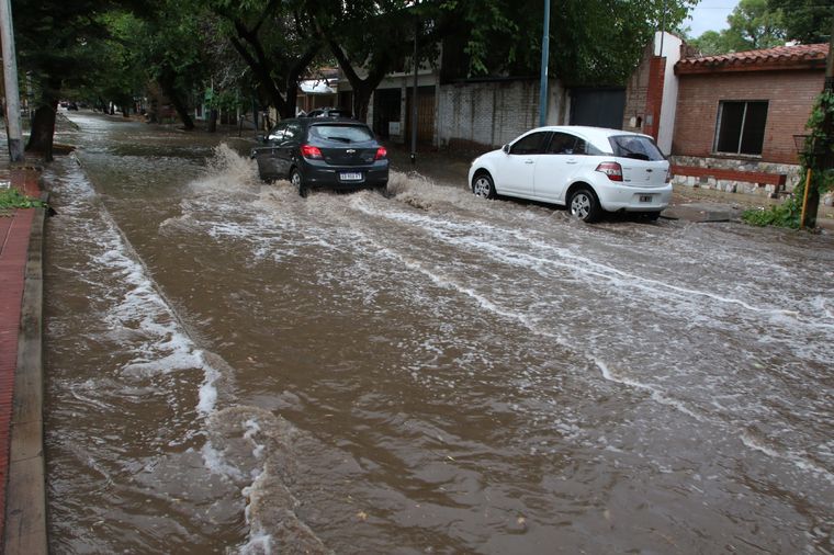 Así estaban las calles en Mendoza. Foto: Maximiliano Ríos/MDZ
