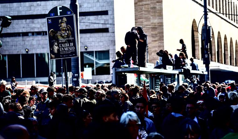 Gaza es apoyada por Italia: la huelga y las manifestaciones abarcan todo el país europeo. Foto Efe Gaza es apoyada por Italia: la huelga y las manifestaciones abarcan todo el país europeo. Foto Efe
