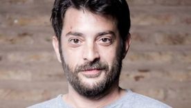 El artista no dudó en distinguir a las personas que trabajan en su zona.