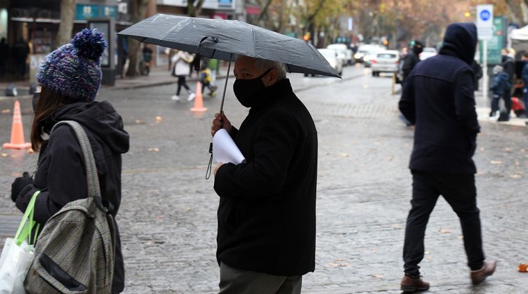 Según el SMN, se esperan tormentas aisladas en Mendoza esta semana. Foto: ALF PONCE MERCADO / MDZ