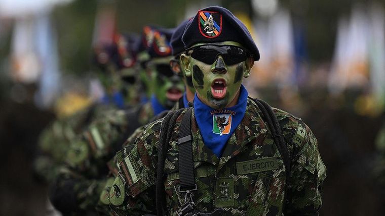 En los últimos meses, la ofensiva del gobierno de Petro se ha recrudecido contra los grupos armados.