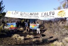 Los mapuches tomaron el terreno con ayuda del Gobierno y cercaron las entradas y salidas de la familia propietaria