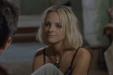 Boti Bliss nació el 23 de octubre de 1975.