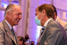 Daniel Funes de Rioja junto al gobernador mendocino Rodolfo Suarez Foto: Gobierno de Mendoza