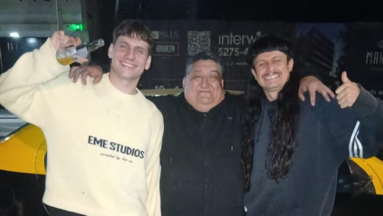 El humorista, el cantante y una de las últimas fotos conocidas.