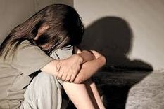 El hombre fue hallado violando a una de las nenas nietas de su pareja