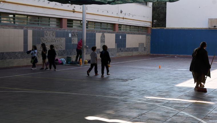 La DGE ratificó que las escuelas funcionarán con normalidad durante el paro general.
