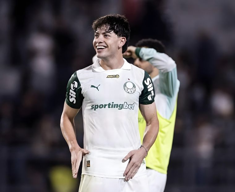 Agustín Giay es seguido de cerca por dos equipos de la Serie A. Foto: SE_Palmeiras Agustín Giay es seguido de cerca por dos equipos de la Serie A. Foto: SE_Palmeiras