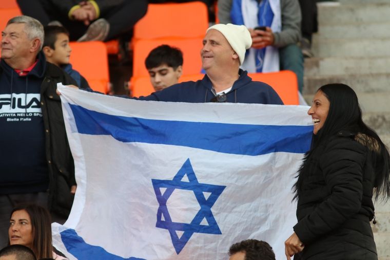 Cientos de isralíes arribaron a Mendoza para ver a su selección Foto: Maximiliano Ríos / MDZ