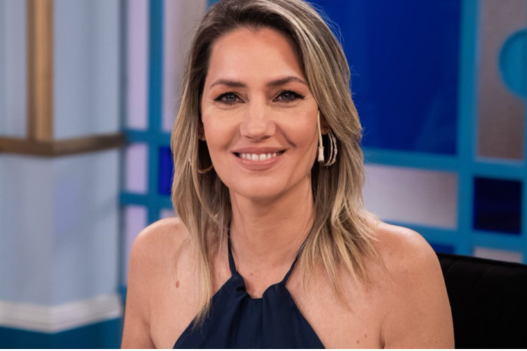 CAROLINA LOSADA ESTÁ EN PAREJA HACE CASI 20 AÑOS. SU MARIDO ES UN CONOCIDO FOTÓGRAFO.
