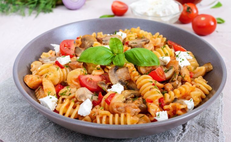 Ensalada de pasta Una receta simple y en pocos minutos que te sorprenderá Foto: Shutterstock