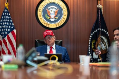 MDZol | Donald Trump se reunió junto a su equipo previo al ataque a Irán