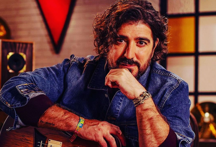 Antonio Orozco nació en Barcelona el 23 de noviembre de 1972.