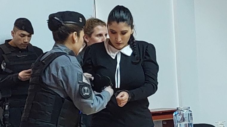 La mujer tras escuchar la sentencia Foto: Télam