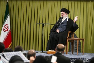 MDZol | Alí Khamenei Irán  ayatollah