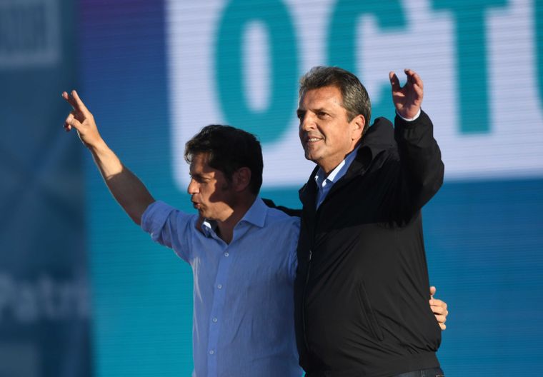 Axel Kicillof y Sergio Massa hicieron campaña este domingo desde sus redes sociales. Foto: Télam