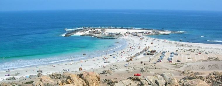 Con su mezcla de tranquilidad, deportes acuáticos y gastronomía local, Totoralillo es la playa perfecta para una escapada diferente en Chile. Con su mezcla de tranquilidad, deportes acuáticos y gastronomía local, Totoralillo es la playa perfecta para una escapada diferente en Chile.